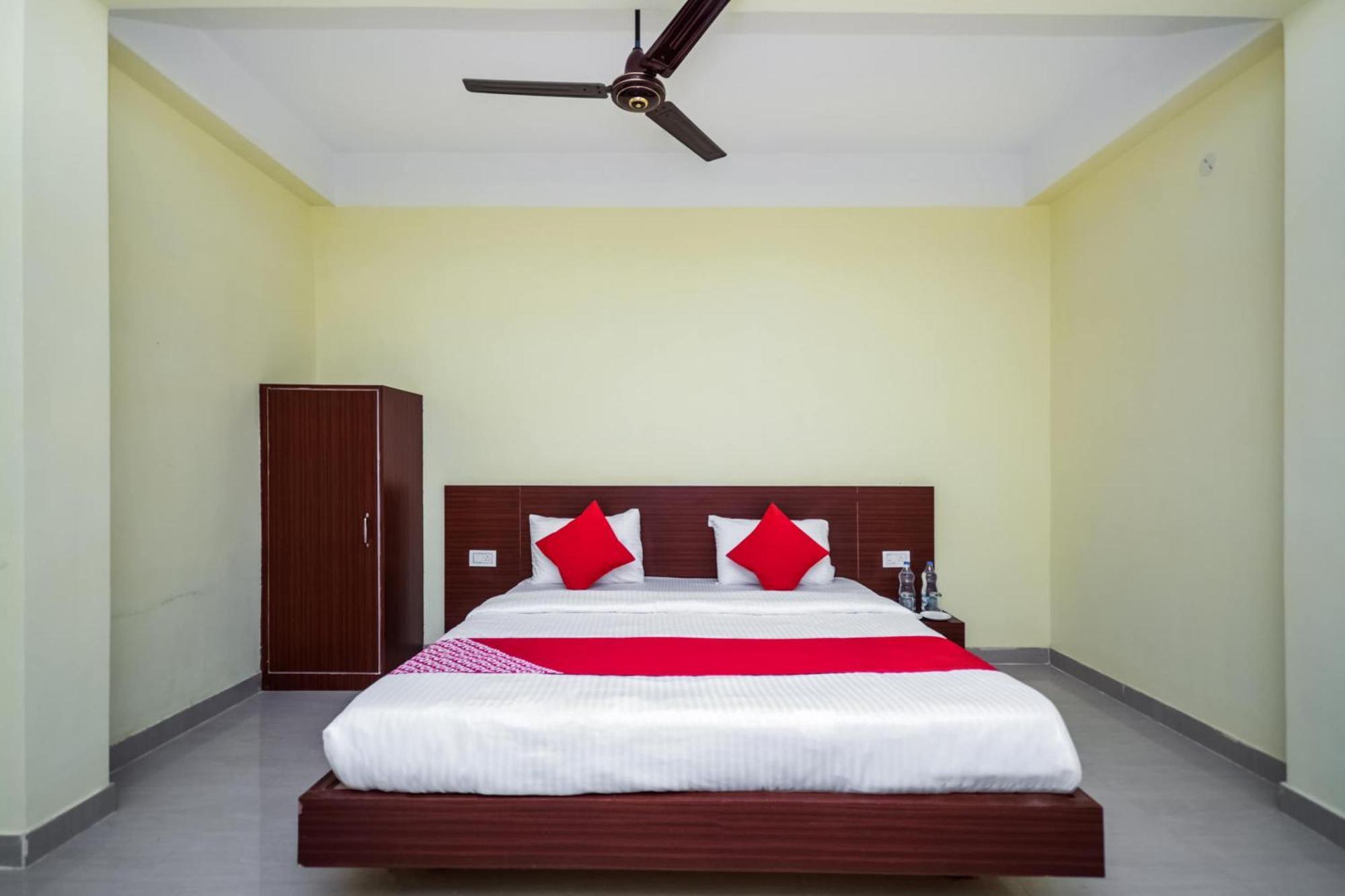 Hotel O Bimal Residency Dispur Bagian luar foto