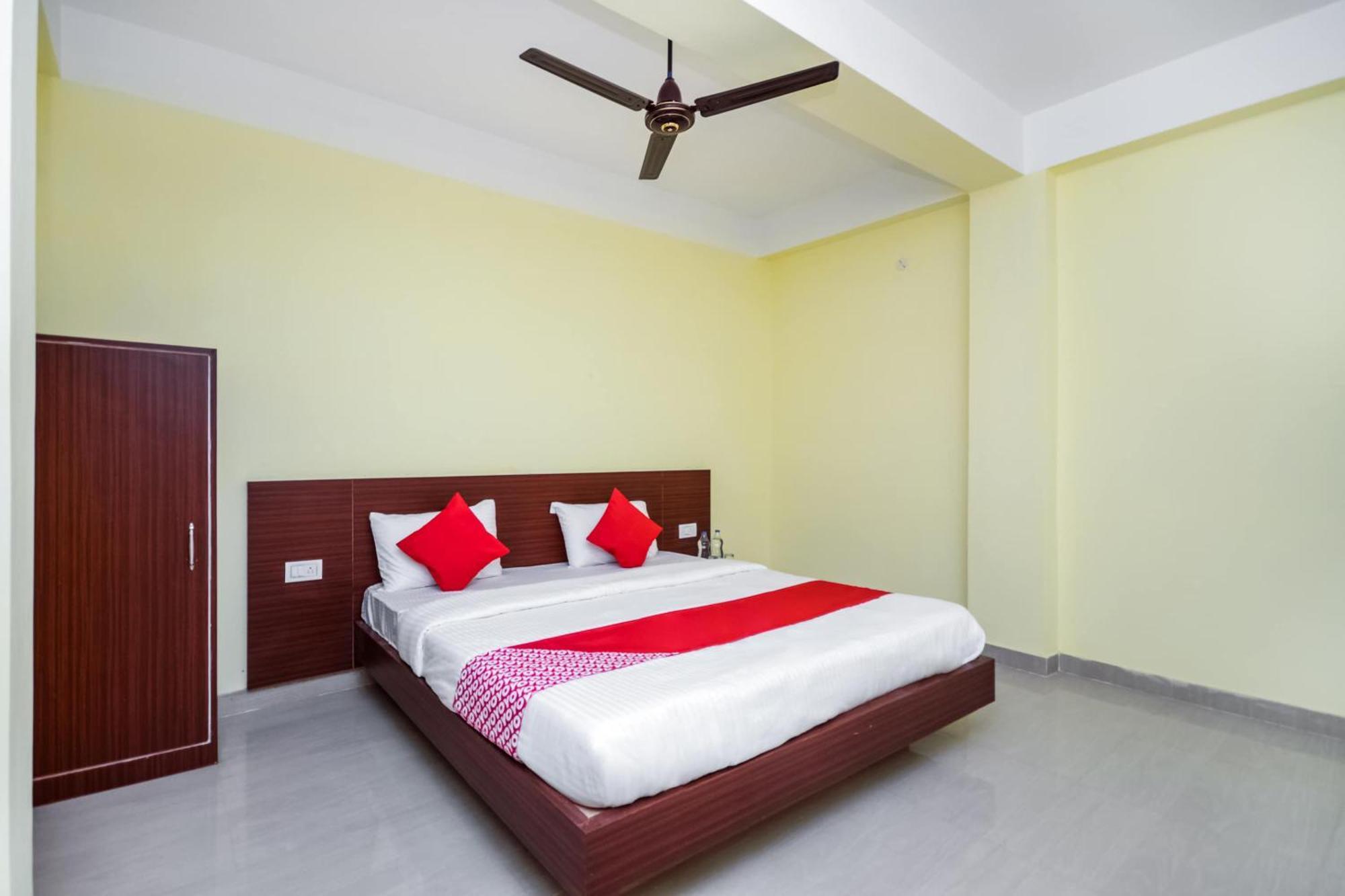 Hotel O Bimal Residency Dispur Bagian luar foto